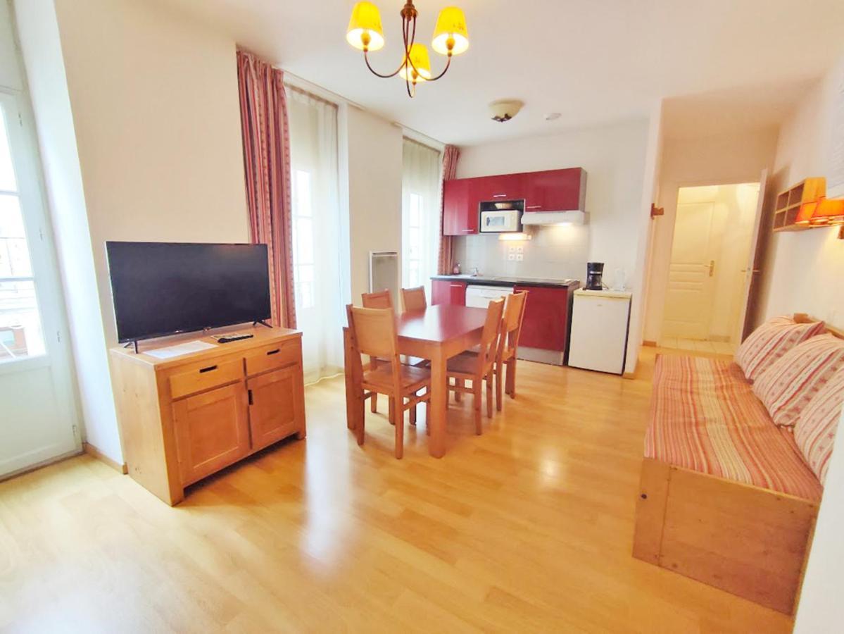 Ostal, T3, Centre Luchon, Wifi, Casier A Skis, Ascenseur, 6 Personnes Bagnères-de-Luchon Buitenkant foto